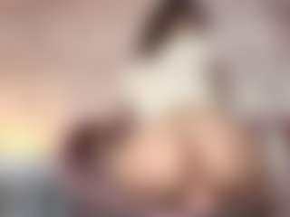 Emylie sexy body's Live Sex Cam Show