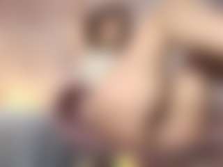 Emylie sexy body's Live Sex Cam Show