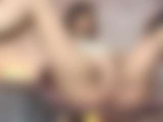 Emylie sexy body's Live Sex Cam Show