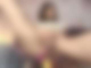Emylie sexy body's Live Sex Cam Show