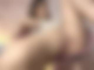 Emylie sexy body's Live Sex Cam Show