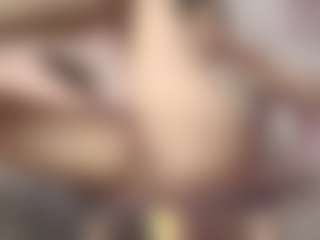 Emylie sexy body's Live Sex Cam Show