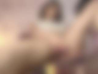 Emylie sexy body's Live Sex Cam Show