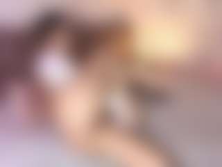 Emylie sexy body's Live Sex Cam Show