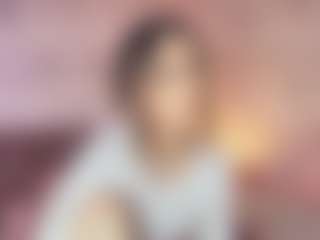 Emylie sexy body's Live Sex Cam Show