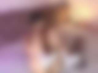 Emylie sexy body's Live Sex Cam Show