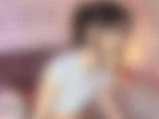 Emylie sexy body's Live Sex Cam Show