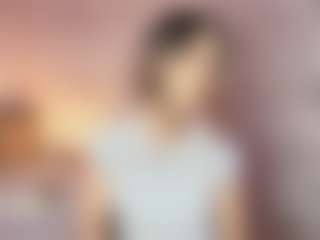 Emylie sexy body's Live Sex Cam Show