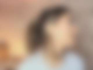 Emylie sexy body's Live Sex Cam Show