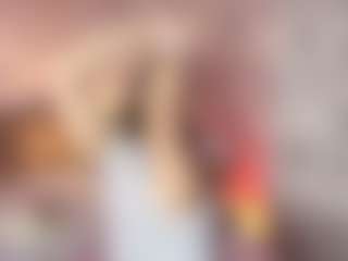Emylie sexy body's Live Sex Cam Show