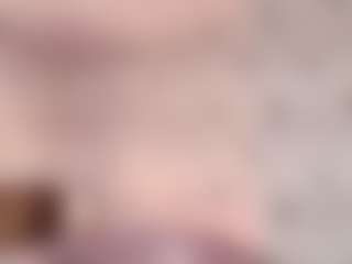 Emylie sexy body's Live Sex Cam Show