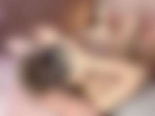 Emylie sexy body's Live Sex Cam Show