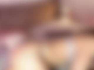 Emylie sexy body's Live Sex Cam Show