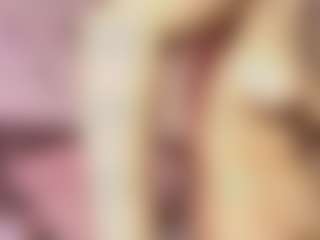 Emylie sexy body's Live Sex Cam Show