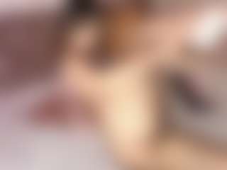 Emylie sexy body's Live Sex Cam Show