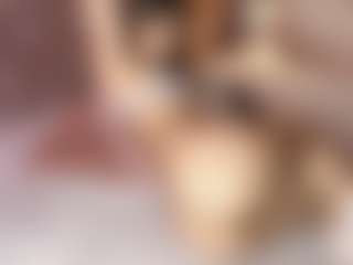 Emylie sexy body's Live Sex Cam Show