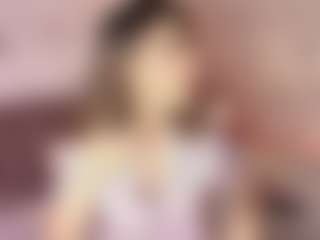 Live cam show with Emylie sexy body - Teen (18+) on Camsoda