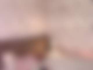 Live cam show with Emylie sexy body - Squirt Blonde Hair on CamClone