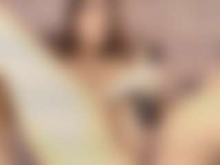 Emylie sexy body's Live Sex Cam Show