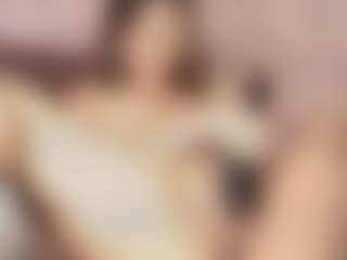 Emylie sexy body's Live Sex Cam Show