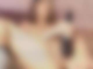 Emylie sexy body's Live Sex Cam Show