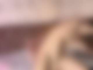 Emylie sexy body's Live Sex Cam Show