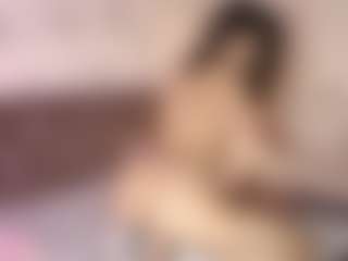 Emylie sexy body's Live Sex Cam Show