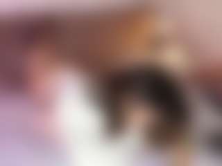 Emylie sexy body's Live Sex Cam Show