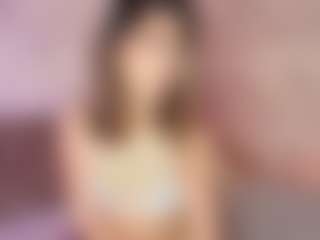 Emylie sexy body's Live Sex Cam Show