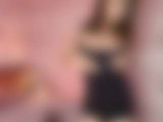Live cam show with Emylie sexy body - Small Tits Young Adult on Camsoda