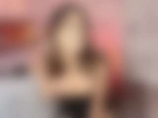 Emylie sexy body's Live Sex Cam Show