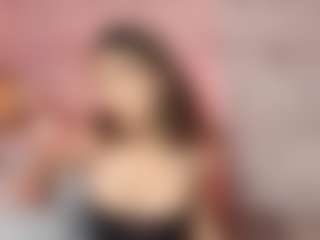 Emylie sexy body's Live Sex Cam Show