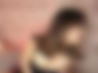 Emylie sexy body's Live Sex Cam Show
