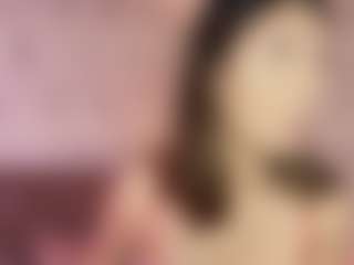 Live cam show with Emylie sexy body - Cute on Sweet Sext