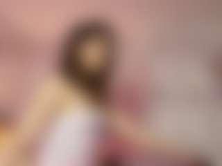 Live cam show with Emylie sexy body - Creampie on camtv