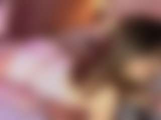 Live cam show with Emylie sexy body - Full Nudity on PervPlay.com