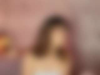 Live cam show with Emylie sexy body - Cute on Lustler