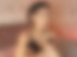 Live cam show with Emylie sexy body - Petite on makecum.org