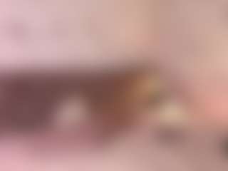 Emylie sexy body's Live Sex Cam Show