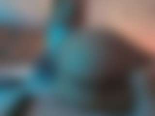Live cam show with Emylie sexy body - Skinny on x69.live