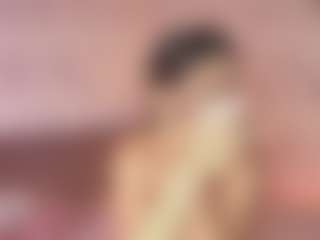 Emylie sexy body's Live Sex Cam Show