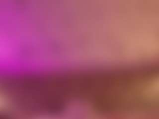 Live cam show with Emylie sexy body - Cum on CamClone