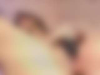 Emylie sexy body's Live Sex Cam Show