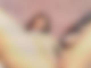 Emylie sexy body's Live Sex Cam Show