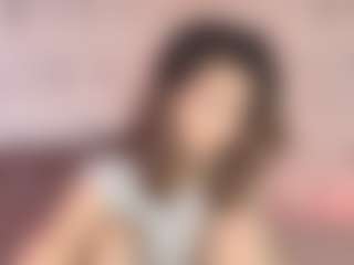 Live cam show with Emylie sexy body - Young Adult on Camversity