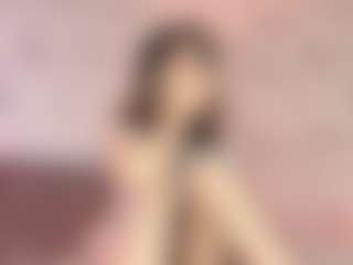 Emylie Sexy Body
