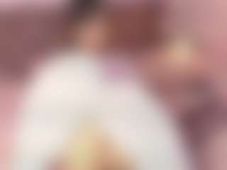 Emylie sexy body's Live Sex Cam Show