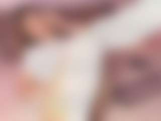 Emylie sexy body's Live Sex Cam Show