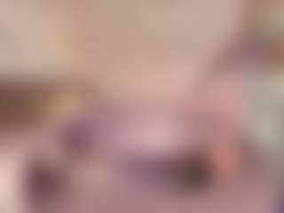 Show live cam dengan Emylie sexy body - Ass Bouncing di Camsoda