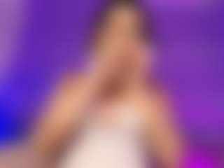 Emylie sexy body's Live Sex Cam Show